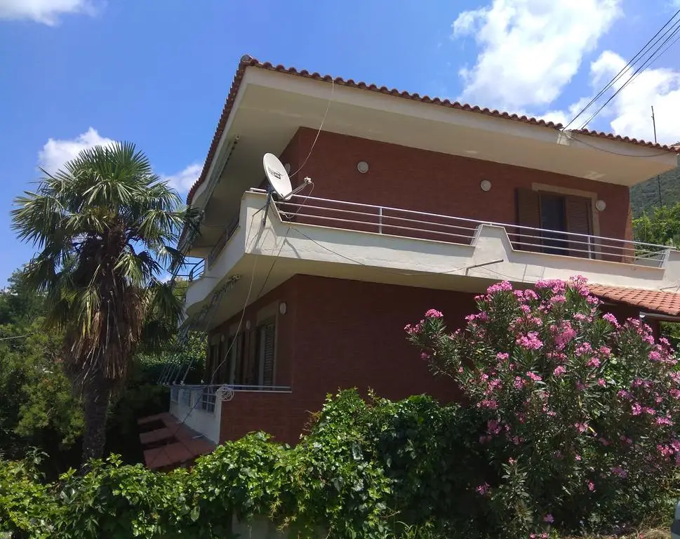 Alliaj Guesthouse
