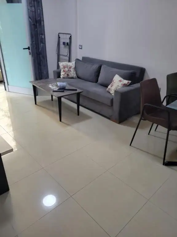 Ami Apartment