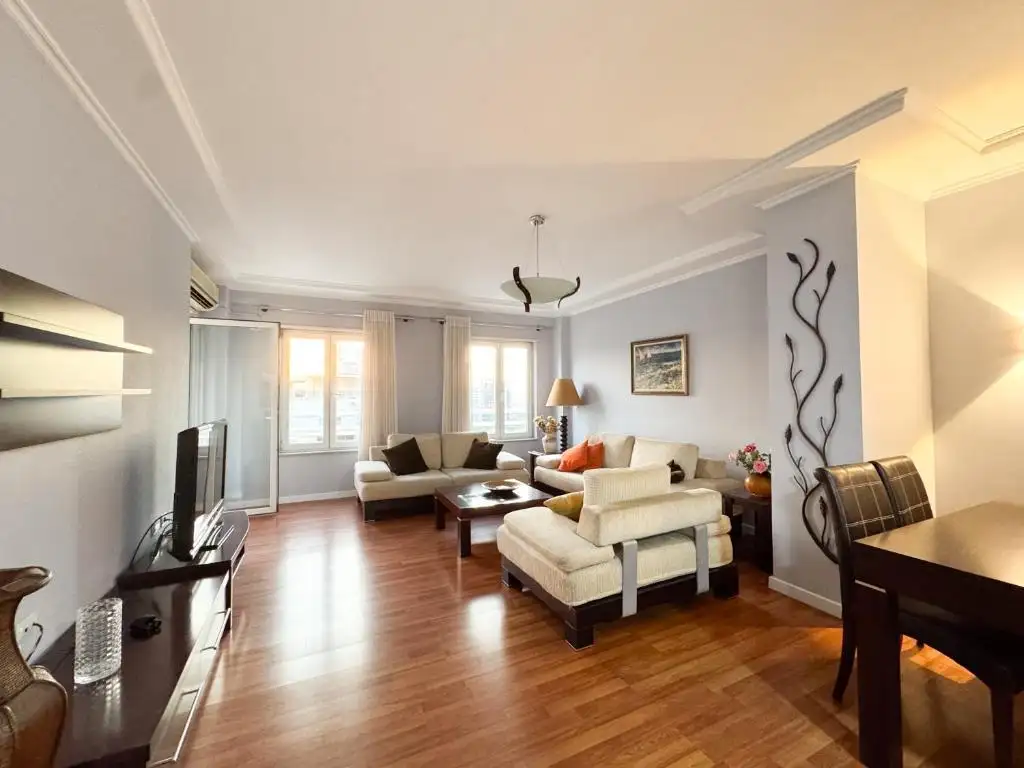Cozy Apartment Near the Pyramid, Tirana Center