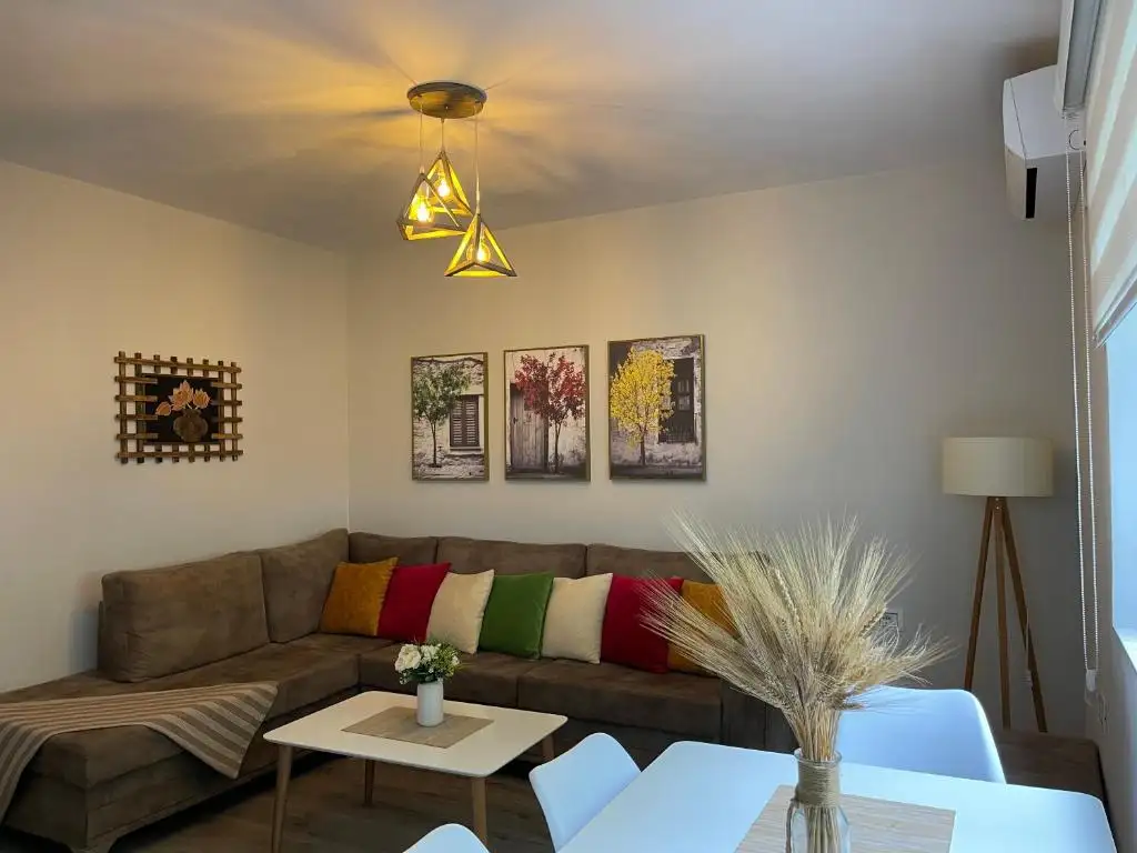Dafina Central Apartment