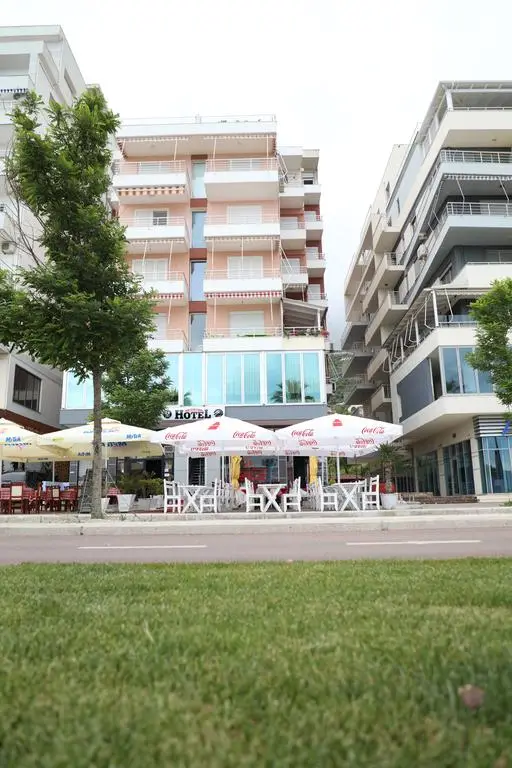 Hotel Aglon