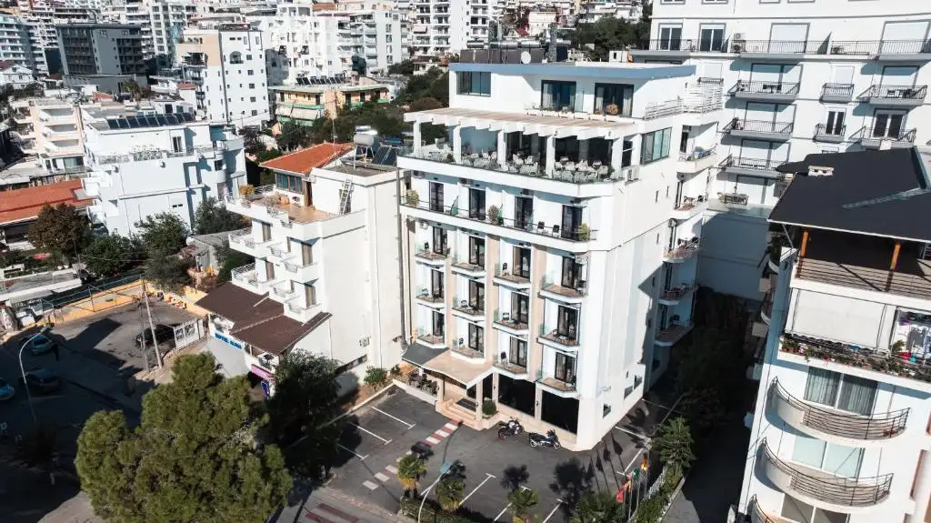 New Heaven Hotel