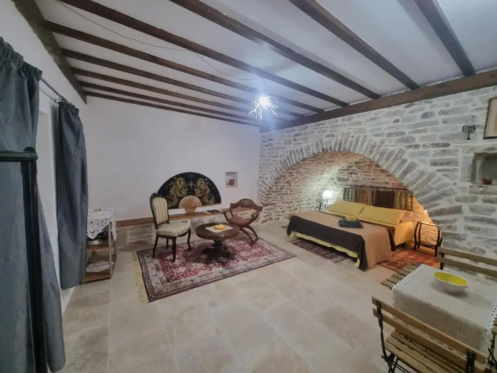 Villa Olive Old Qeparo