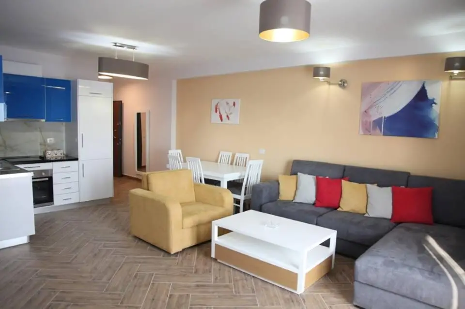 Shengjini Apartments -Twin Towers