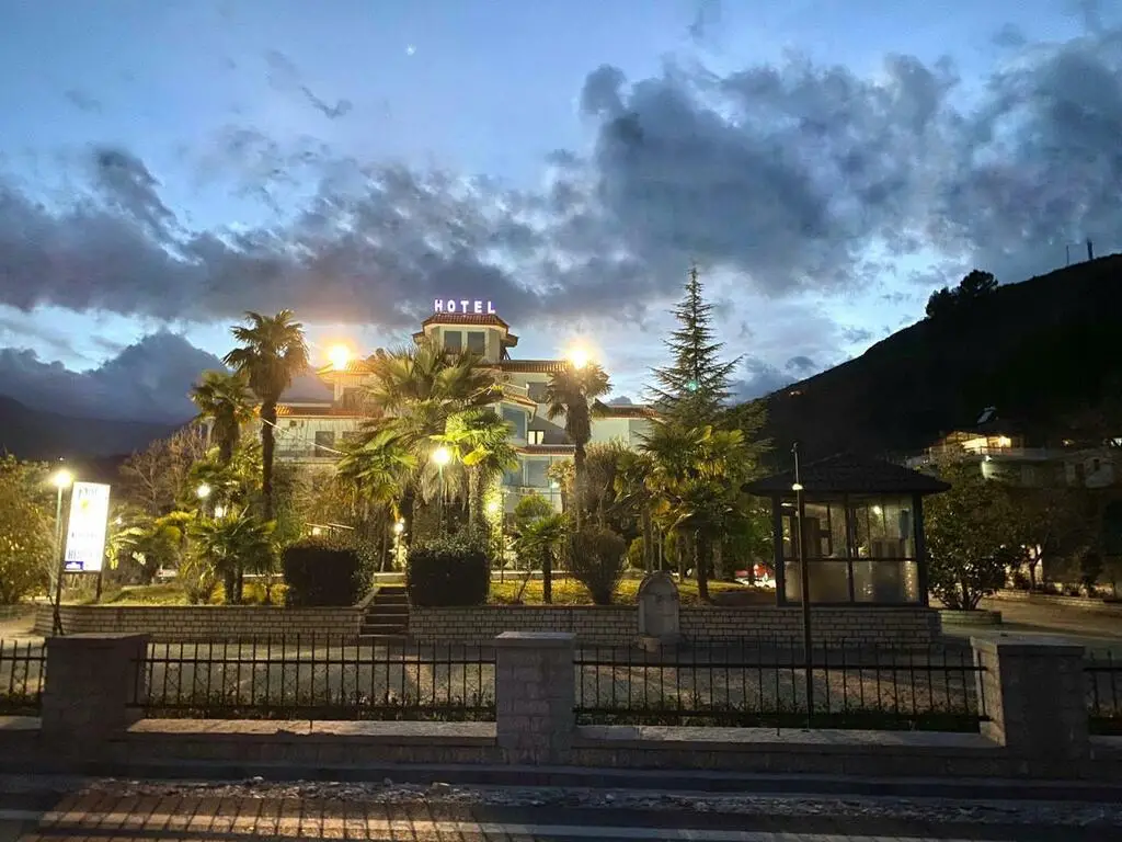 Hotel Parku i Palmave