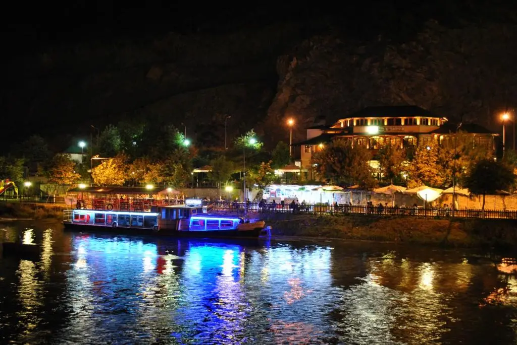 Hotel Vataksi