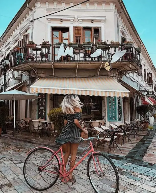Promenade Hotel