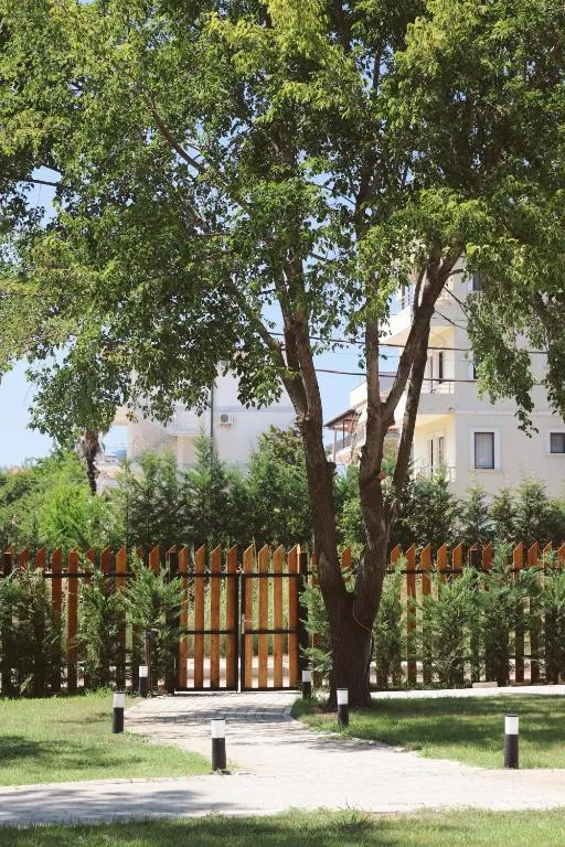 NOIMA Hotel & Suites