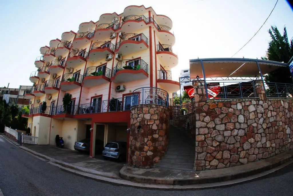 Unico ApartHotel