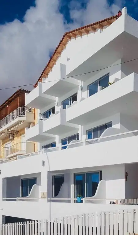 Geo & Art Boutique Hotel Himara