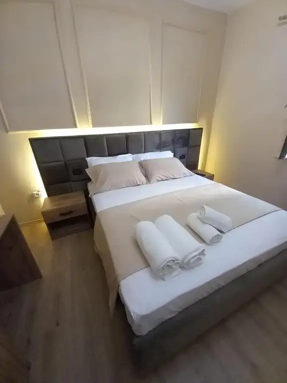 Erik rooms
