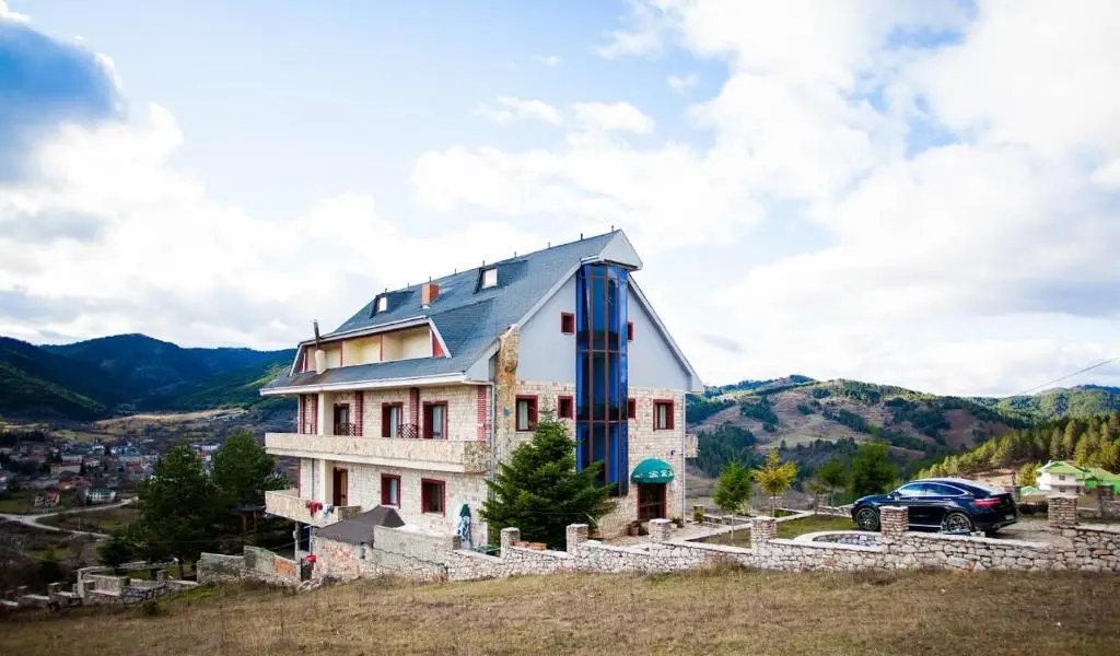 Royal Hotel Voskopoje