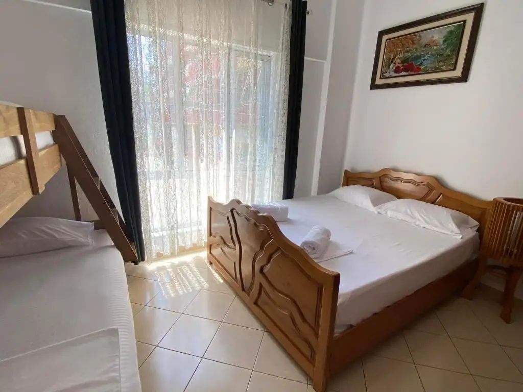 Rosy house - Comode house near the beach