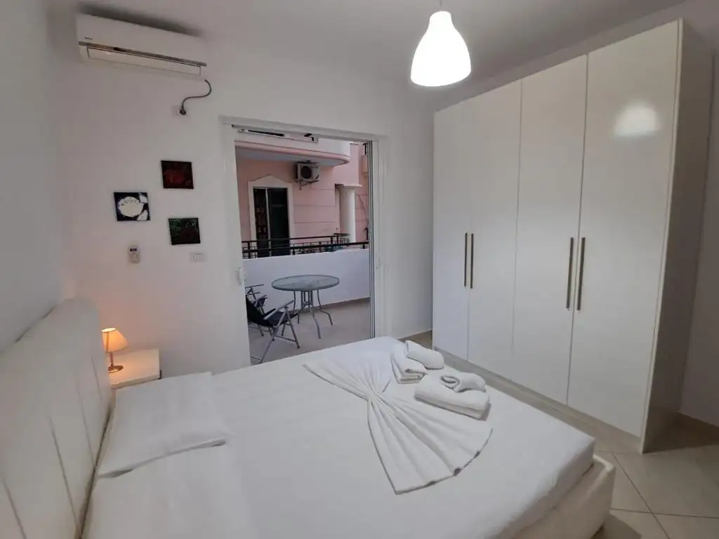 Apartment Victoria by the sea Sarande
