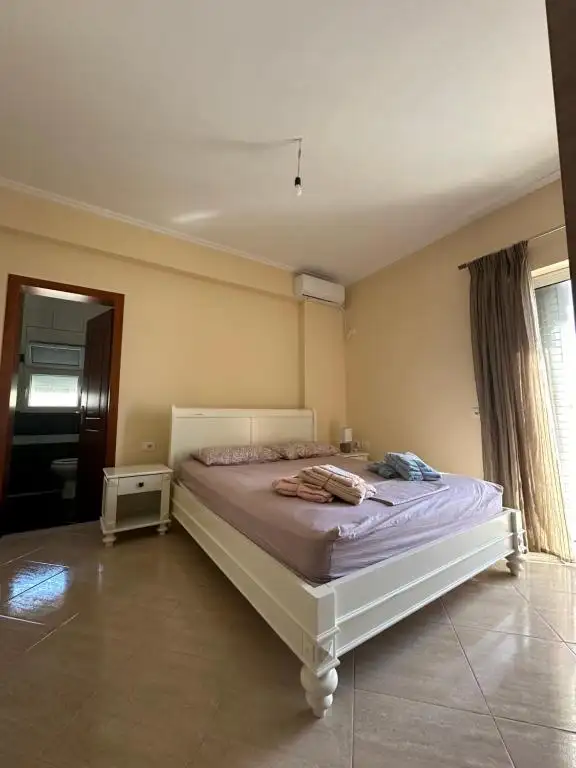 Aleksander Apartment