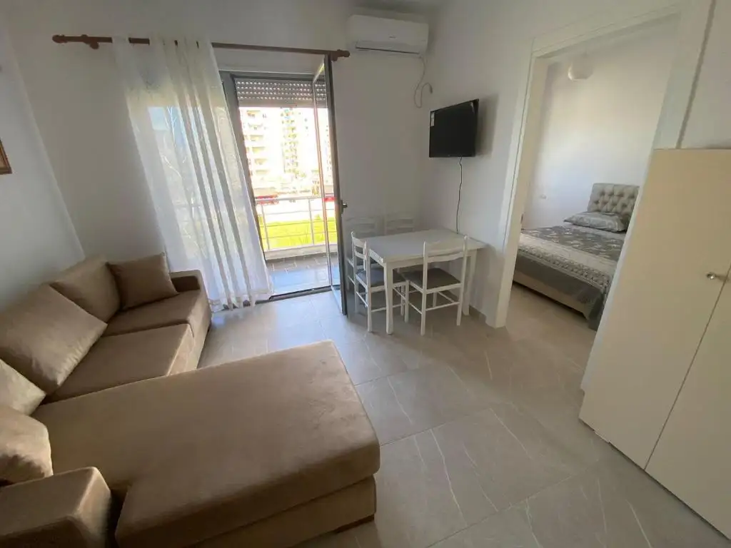 E Apartment