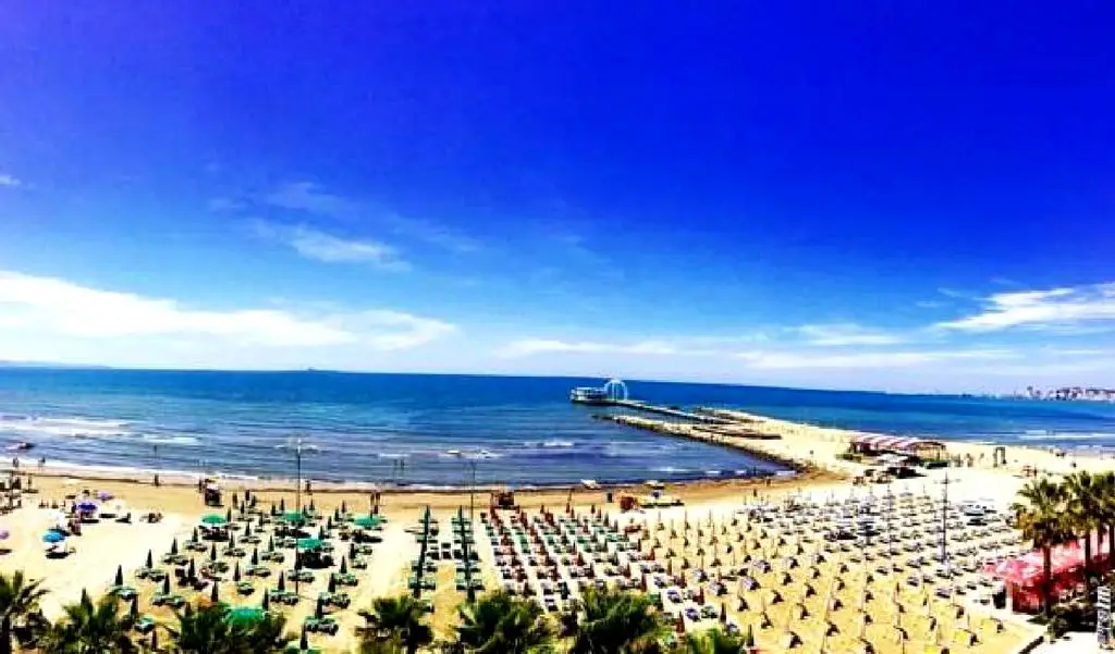 Leo Apartament