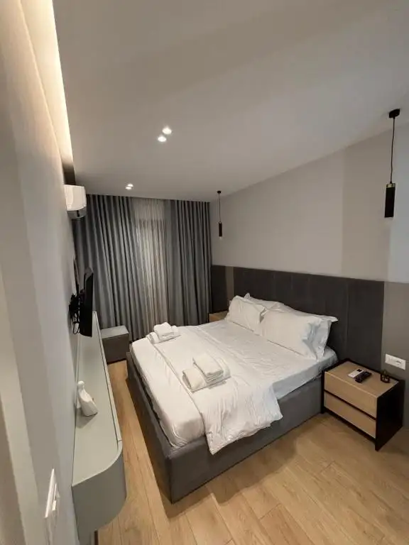 Elrej Apartments