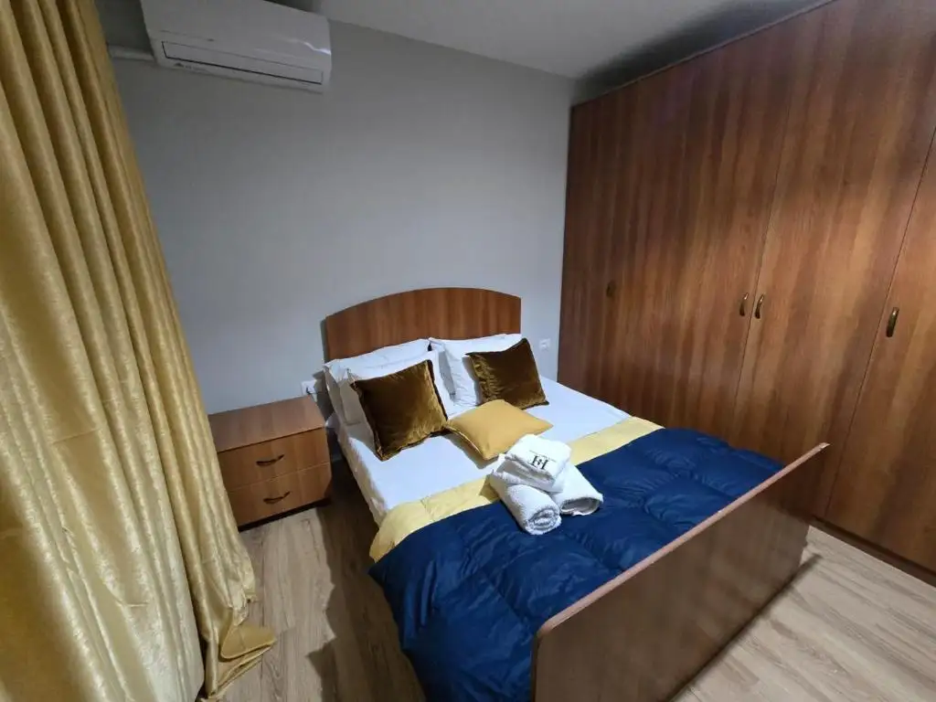Home Select Tirana 7