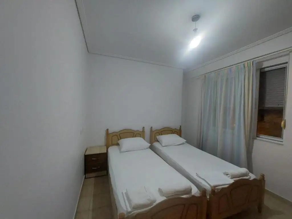 Apartament Aron