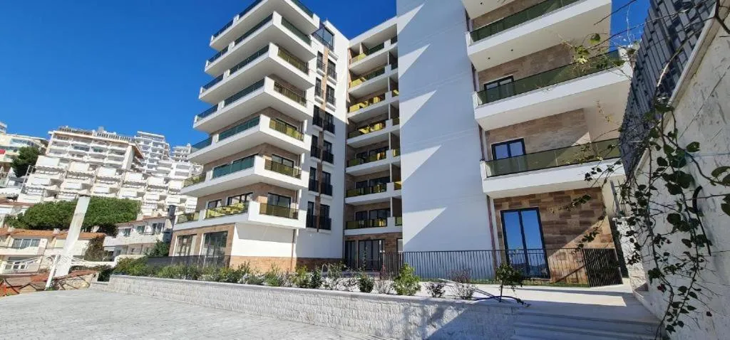 Oli Golden Beach Residence