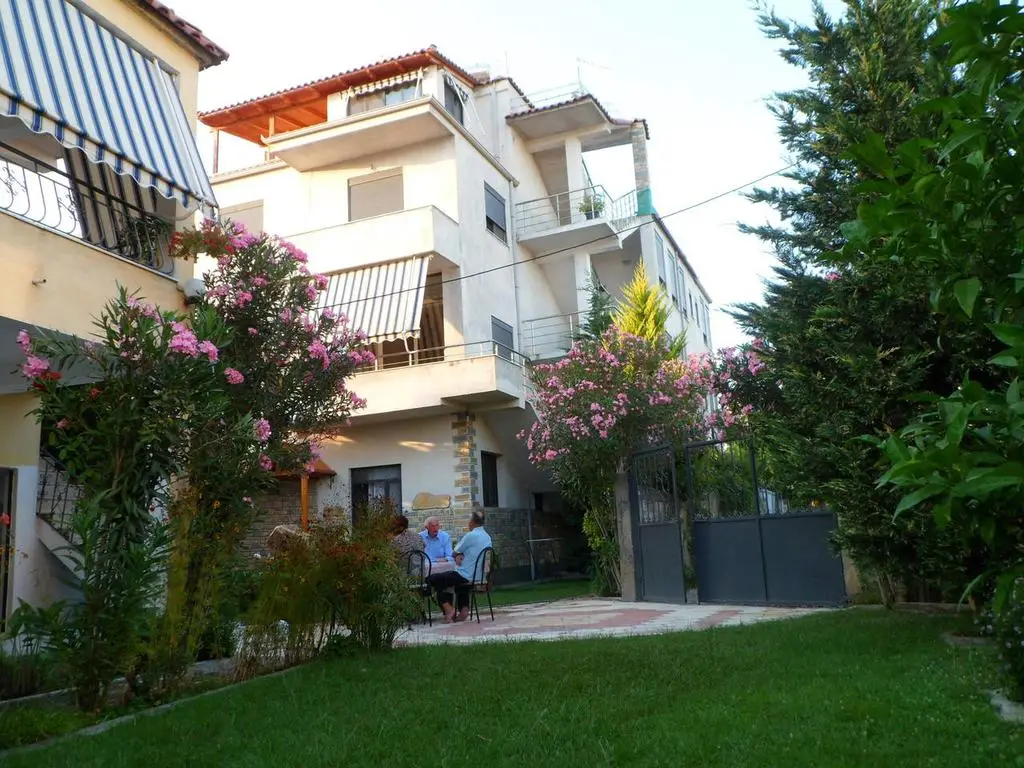 Lovely house with garden