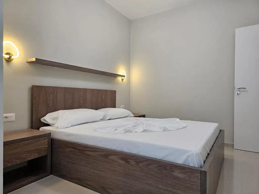 Eliza Apartment