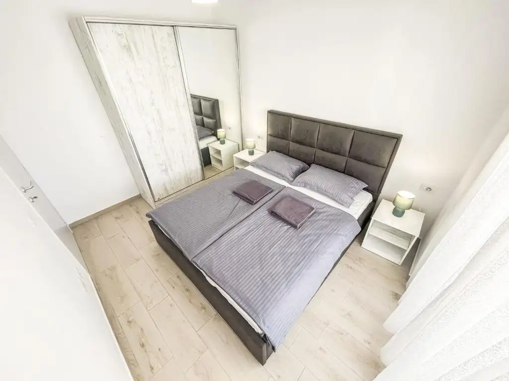 1 bedroom apartment 816