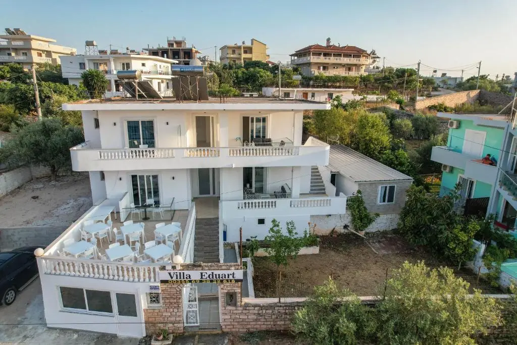 Vila Eduart