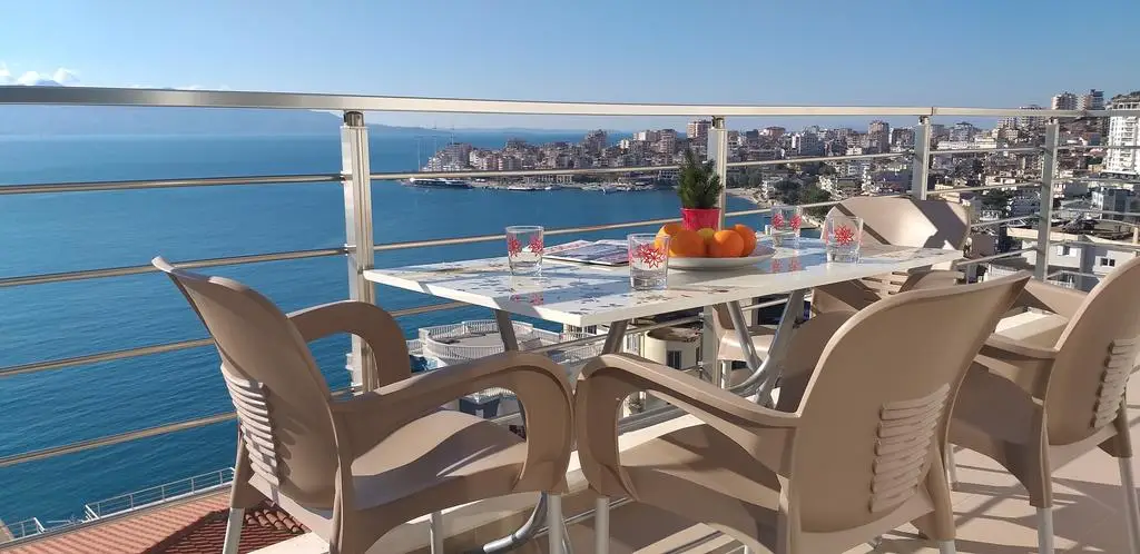 Bay View Apartment