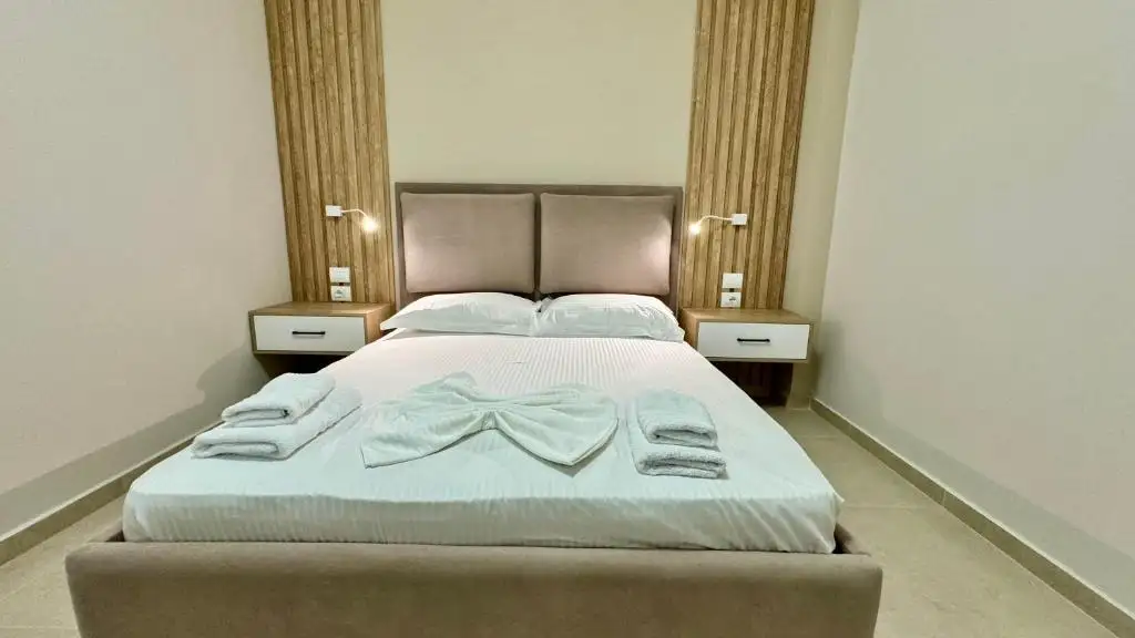 Lindos Comfy Studios Saranda