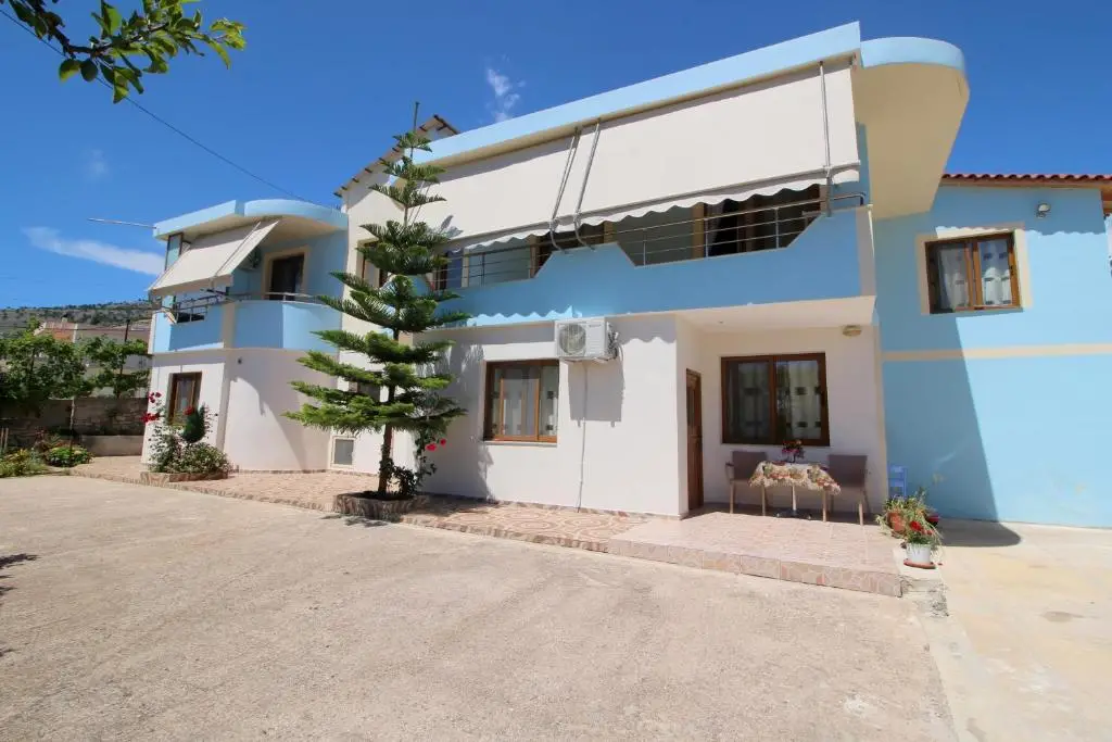 Kiri S Apartaments