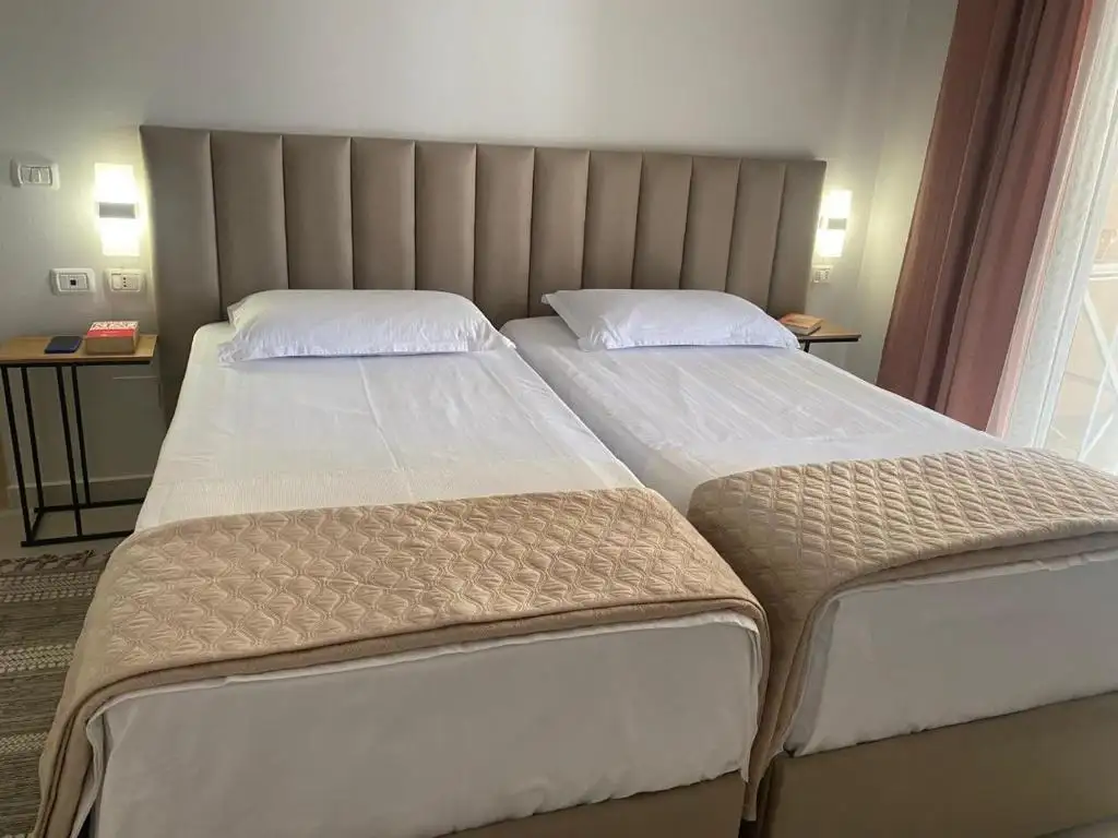 Ivory Rose City Center Apartment 500mbs