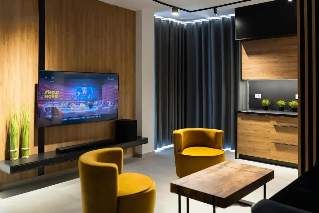 Santa Quaranta Apartment 1