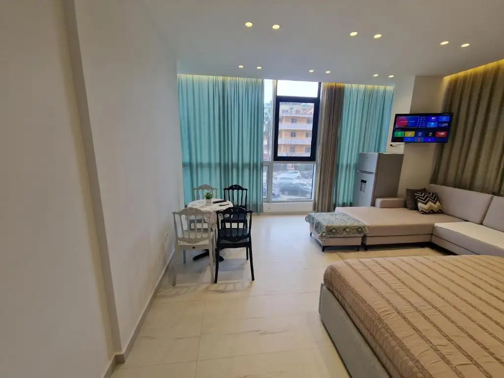 ELOFIRA RoomS