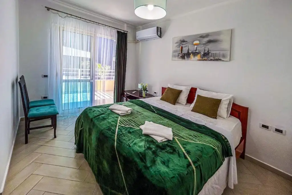 Sea & Wood Mango Saranda