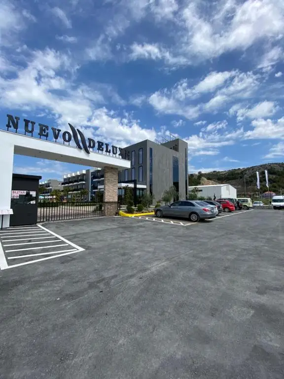 Nuevo Deluxe Resort