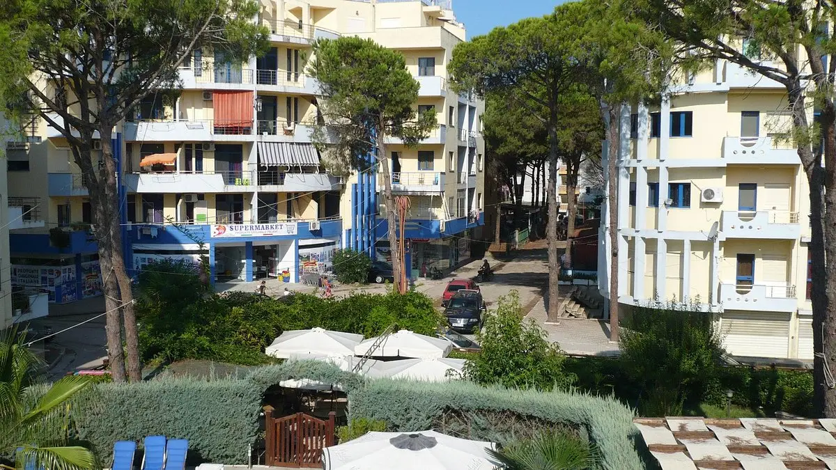 California Resort Beach