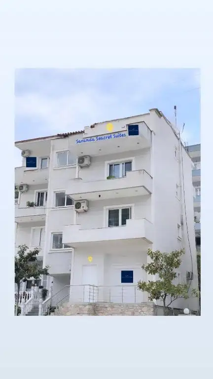 Saranda Seacret Suites