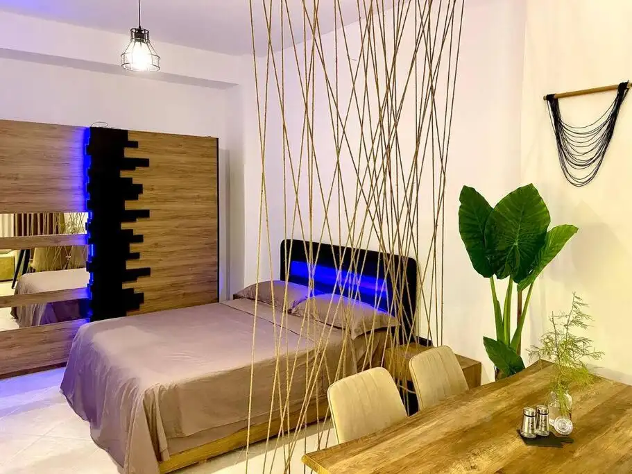 Comfy Studio in city centre 10 min walk to sea