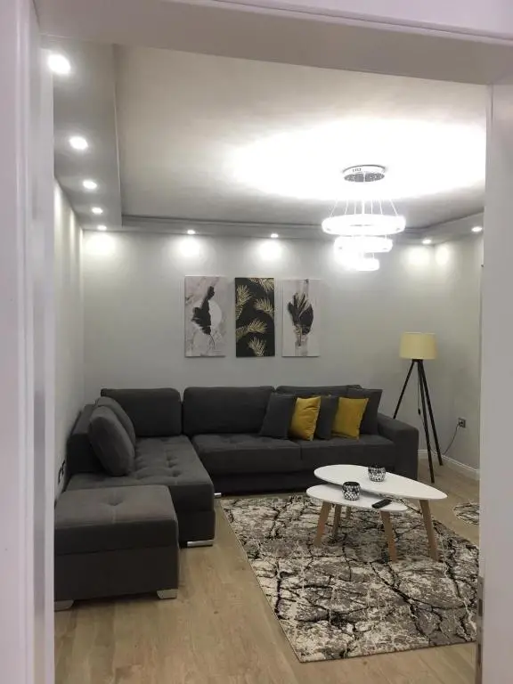 Shtepi Pushimesh Xhoi