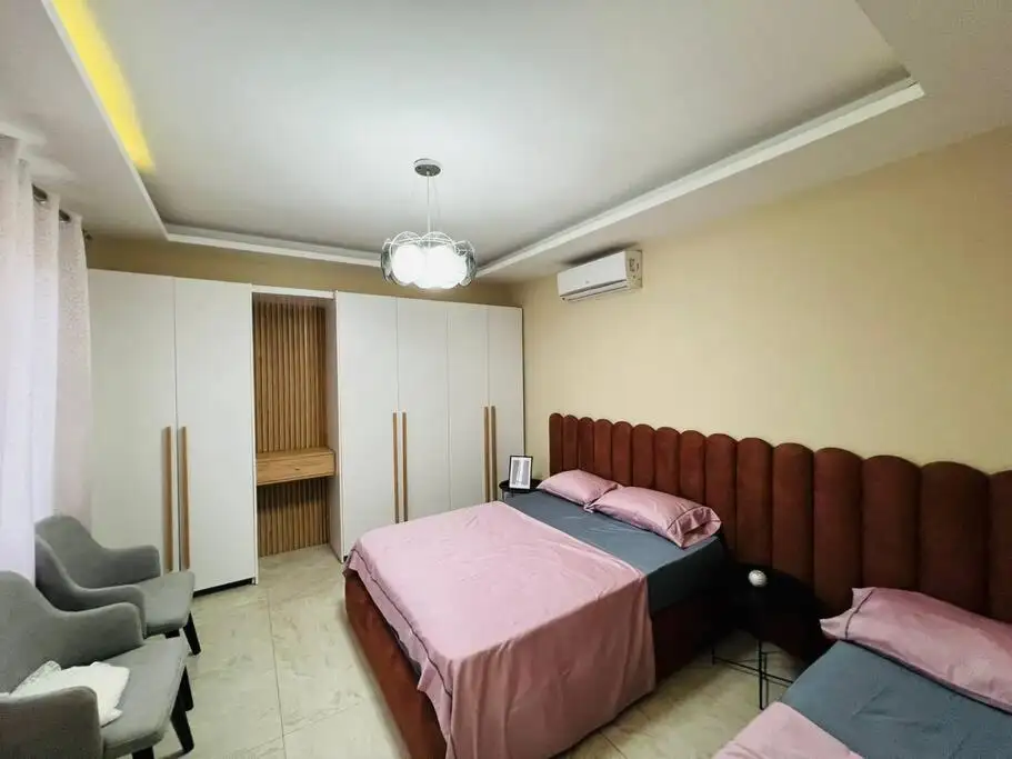Mishel House - Lovely rental unit in CityCenter