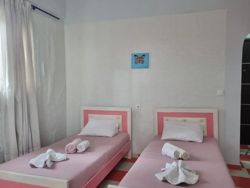 Lea's apartments Sarande