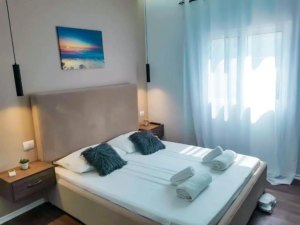 Merkuri Apartments Himare