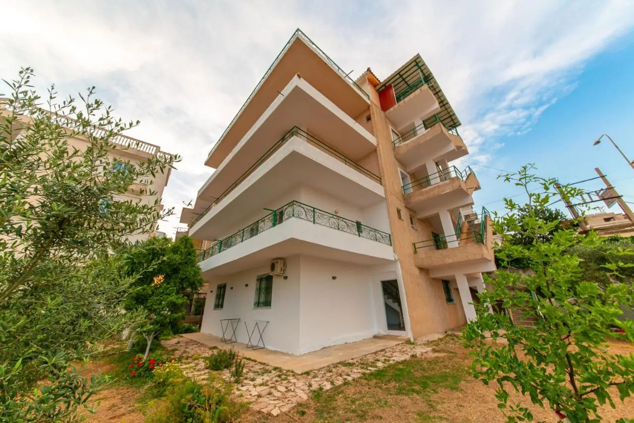 Garden Villa Sarande Apt-5