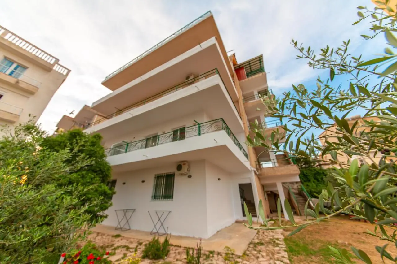 Garden Villa Sarande Apt-6