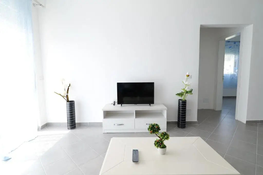 Sion Sarande Apartment 33