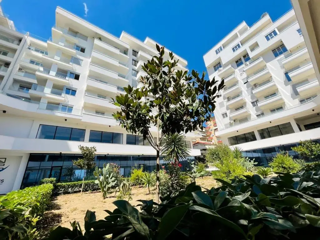 Sea View Lovely Two Bedroom Apartment