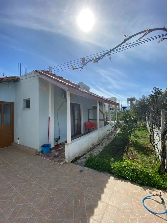 Eraldo Brahimi Apartaments