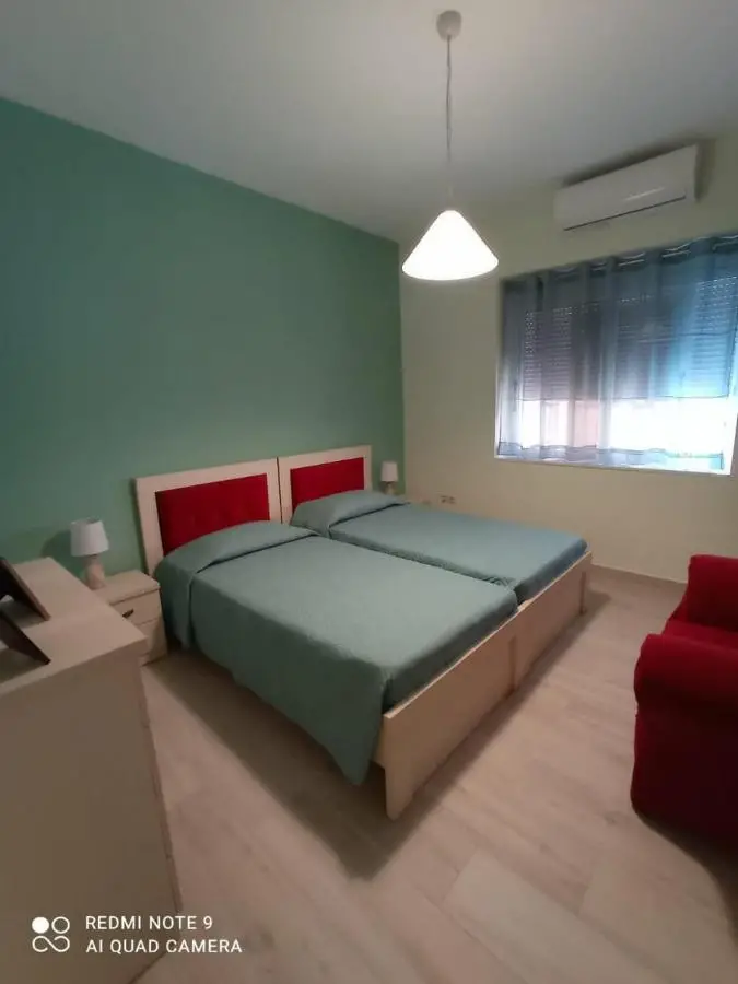 Port Side - 2BR Apartment - Center Location